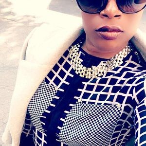 Meet your Posher, Toni